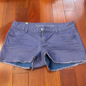 Women’s Lauren conrad shorts purple size 4